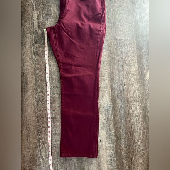 Levi's Plus Classic Straight Jeans Windsor Wine- Size 18W - Picture 11 of 12